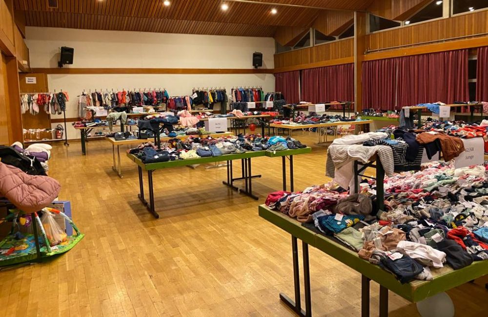 2024-05 - Spielplatzinitiative Zell nimmt mit Kinderbasar hohen dreistelligen Betrag ein 2