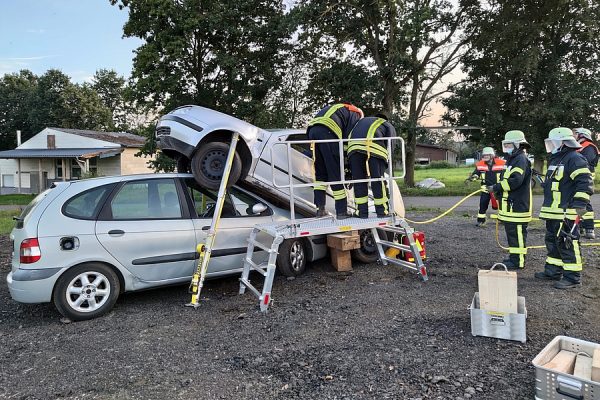 Übung Freiwillige Feuerwehr Romrod (08-2021)