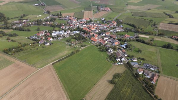 Luftaufnahme Strebendorf (Foto: Daniel Schäfer, 2021)