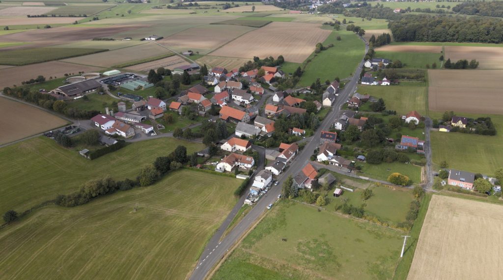 Luftaufnahme Nieder-Breidenbach (Foto: Daniel Schäfer, 2021)