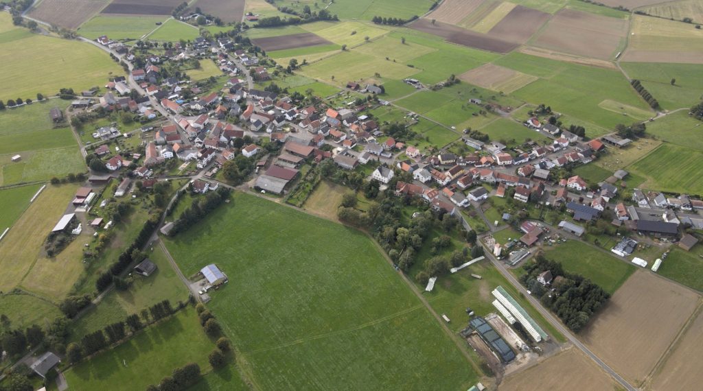 Luftaufnahme Ober-Breidenbach (Foto: Daniel Schäfer, 2021)