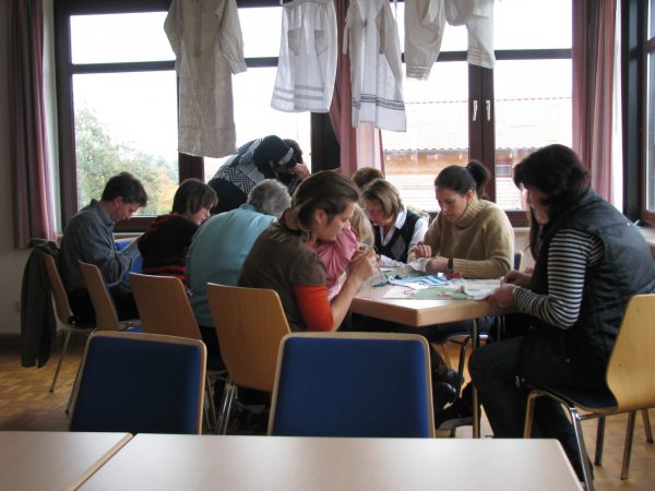 100 Jahre Schule Strebendorf: Handarbeiten und Kochen