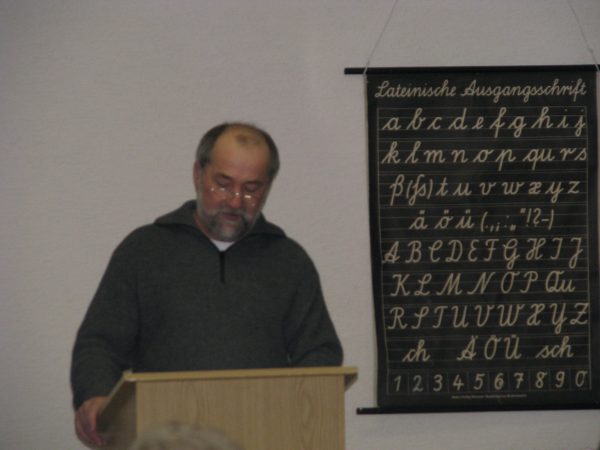 100 Jahre Schule Strebendorf: Zeugnisausgabe