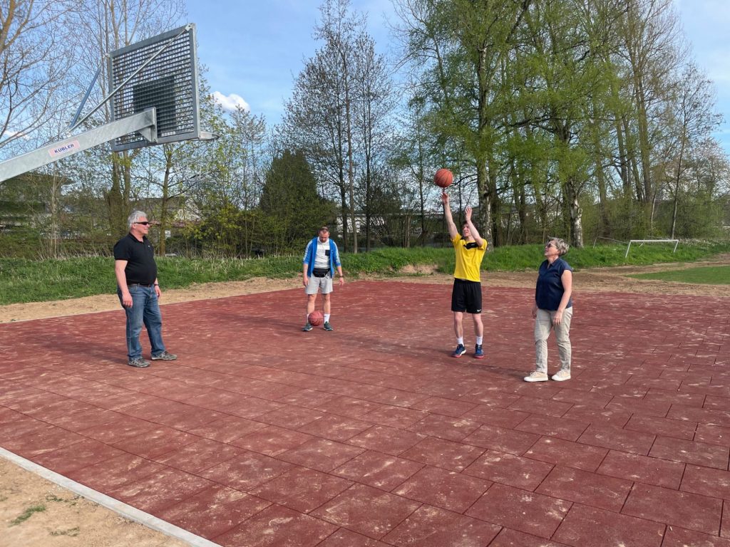 Neuer Basketballkorb für Romrod (Aktuelles, Mai 2021)