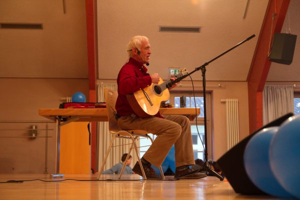 Kinderkonzert mit dem Liedermacher Fredrik Vahlein Romrod im Januar 2012