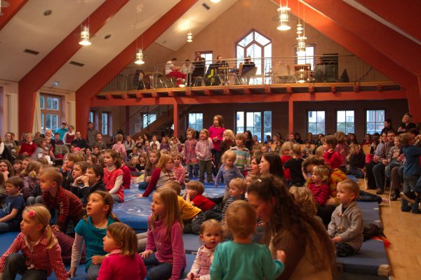 Kinderkonzert mit dem Liedermacher Fredrik Vahlein Romrod im Januar 2012