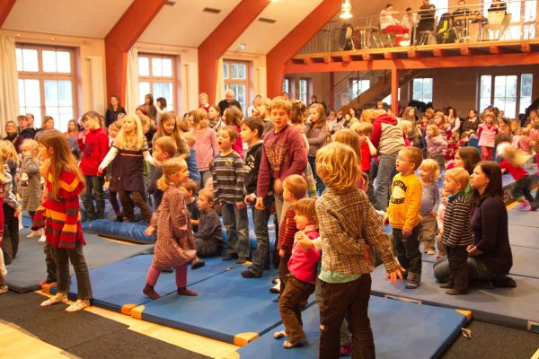 Kinderkonzert mit dem Liedermacher Fredrik Vahlein Romrod im Januar 2012