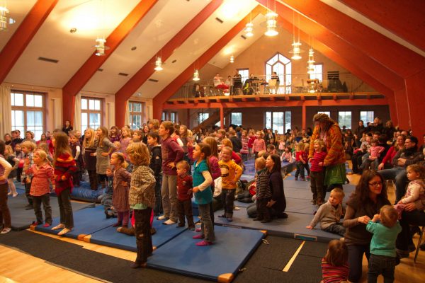 Kinderkonzert mit dem Liedermacher Fredrik Vahlein Romrod im Januar 2012