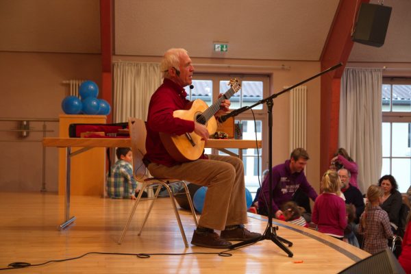 Kinderkonzert mit dem Liedermacher Fredrik Vahlein Romrod im Januar 2012