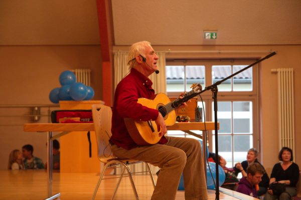 Kinderkonzert mit dem Liedermacher Fredrik Vahlein Romrod im Januar 2012