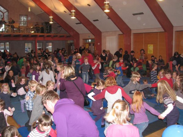 Kinderkonzert mit dem Liedermacher Fredrik Vahlein Romrod im Januar 2012