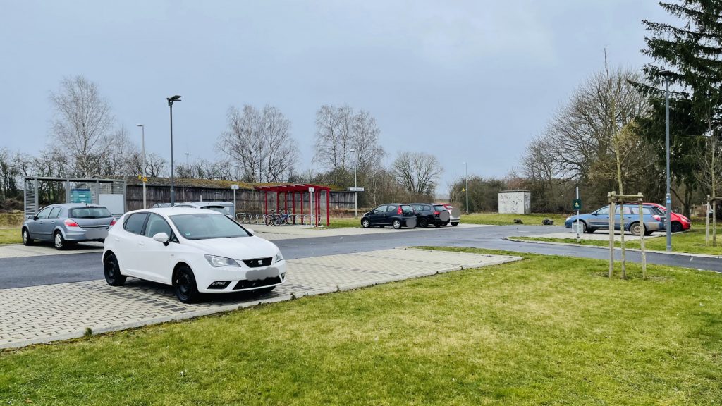 Park & Ride-Anlage am Bahnhof Romrod-Zell