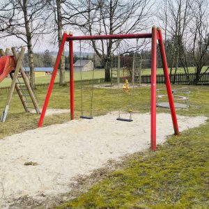 Spielplatz Ober-Breidenbach (Dorfgemeinschaftshaus)