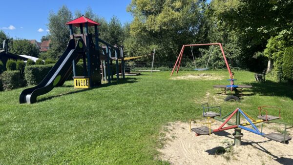 Spielplatz Zell (Bachstraße, August 2024) - 1