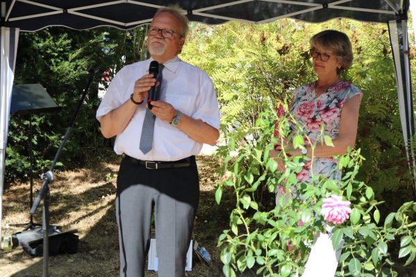 "Bleibt in Gottes Hut": Pfarrer Friedhelm Sames und Elke Sames nehmen Abschied aus Romrod.