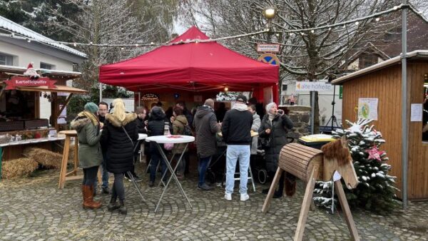 Weihnachtsmarkt Romrod 2022 - 007