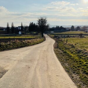 Strebendorf Ortsausgang Richtung Wald