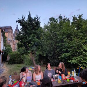 Ein Sommerabend am Museumsufer - Jugendliche organisierten Picknick-Treff (Romrod Juni 2023) - 7