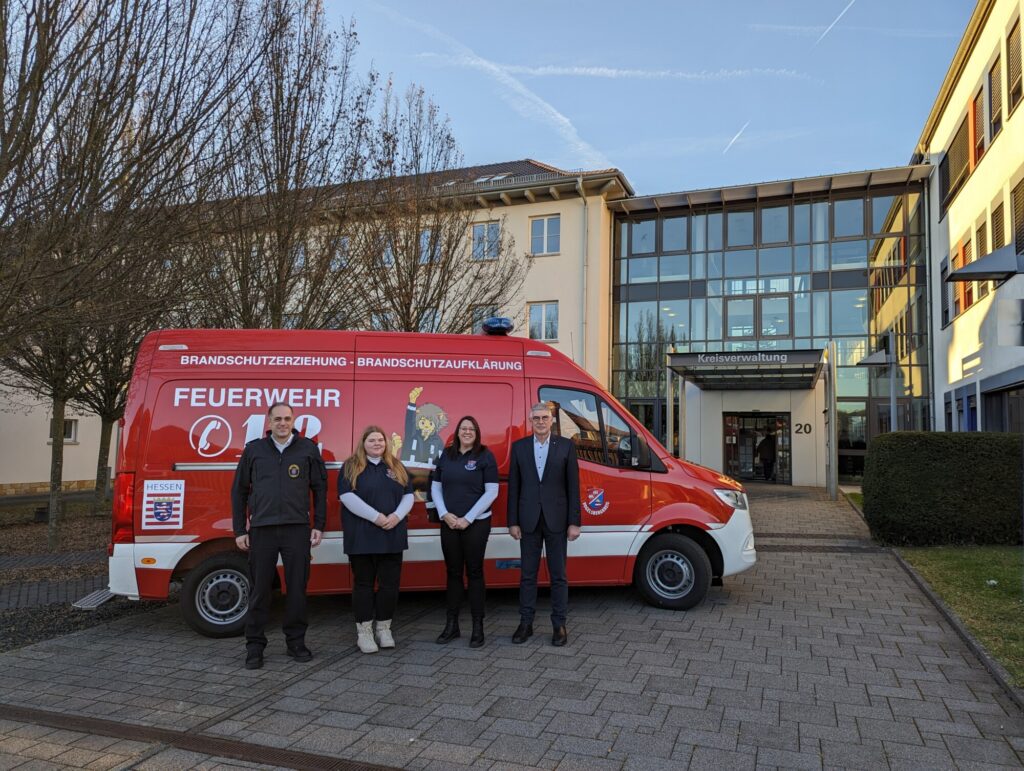 2023-12 - Gerätewagen Brandschutzerziehung Vogelsbergkreis