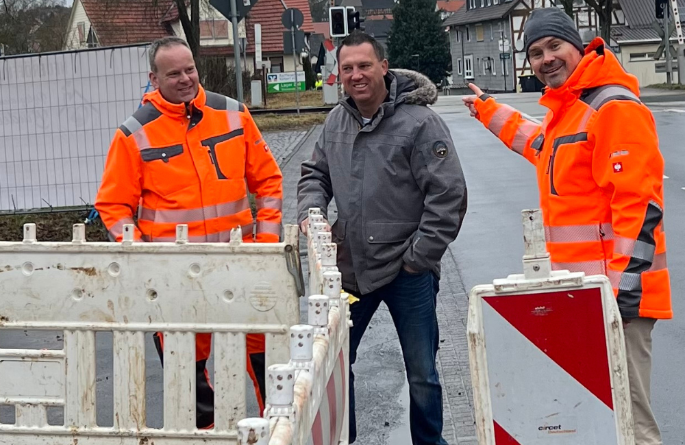 2024-02 - Bahntrasse unterquert Glasfaserleitung kann jetzt auch in Zell verlegt werden