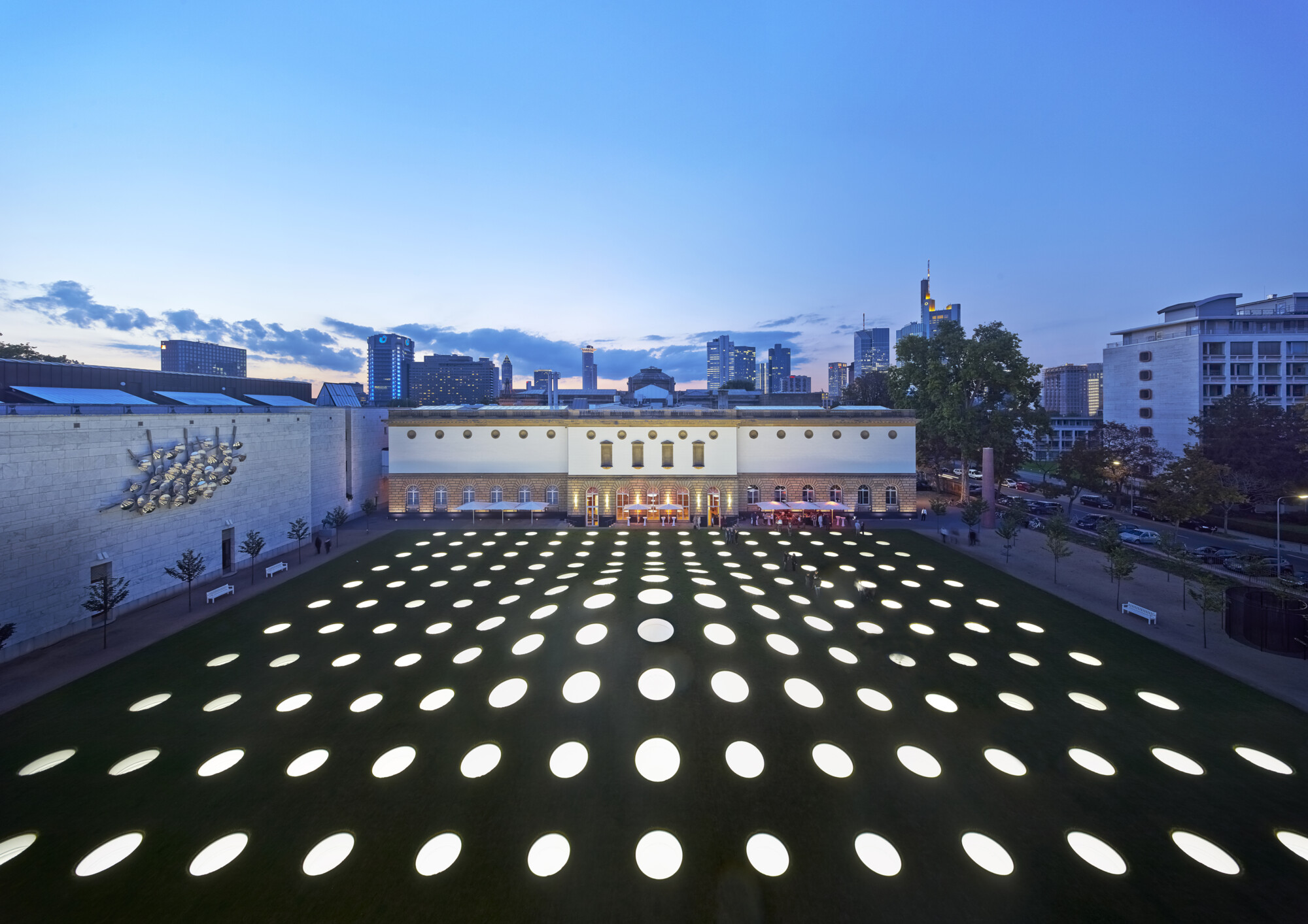 Außenansicht Städel Museum und Städel Garten Frankfurt