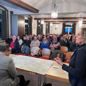 2025-03 - Infoabend zu Spekulationen über möglichen Windpark in der Gemarkung Strebendorf-Ober-Breidenbach - 1